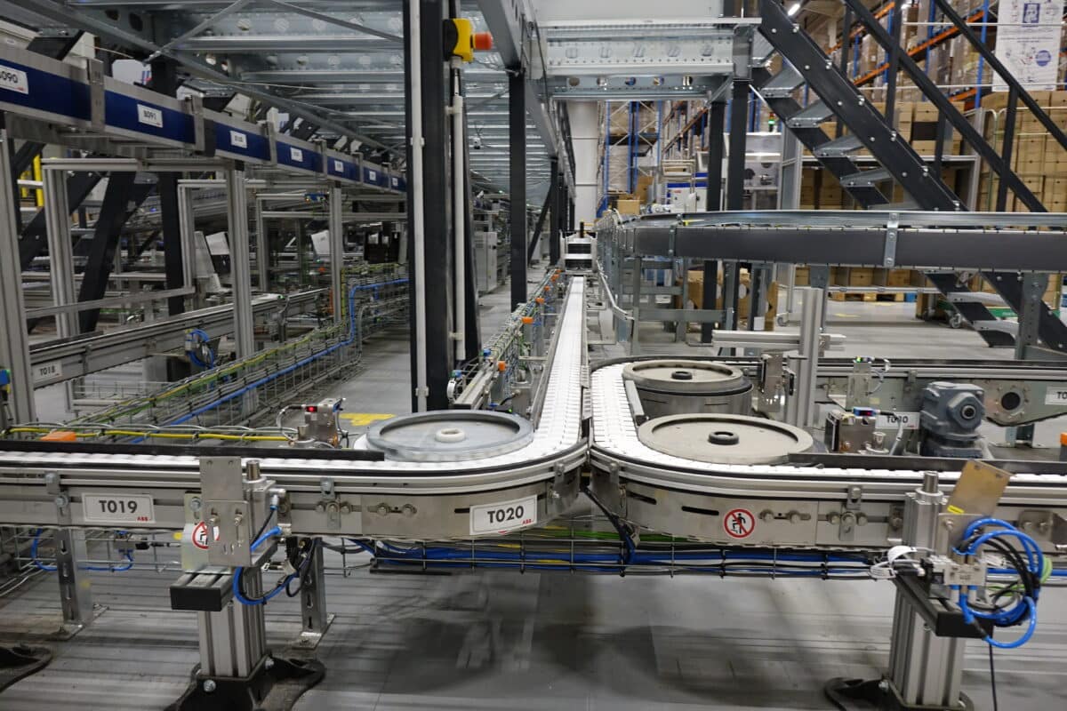 Transportsystemen voor machinebouwers en automatisering - Easy Systems ...