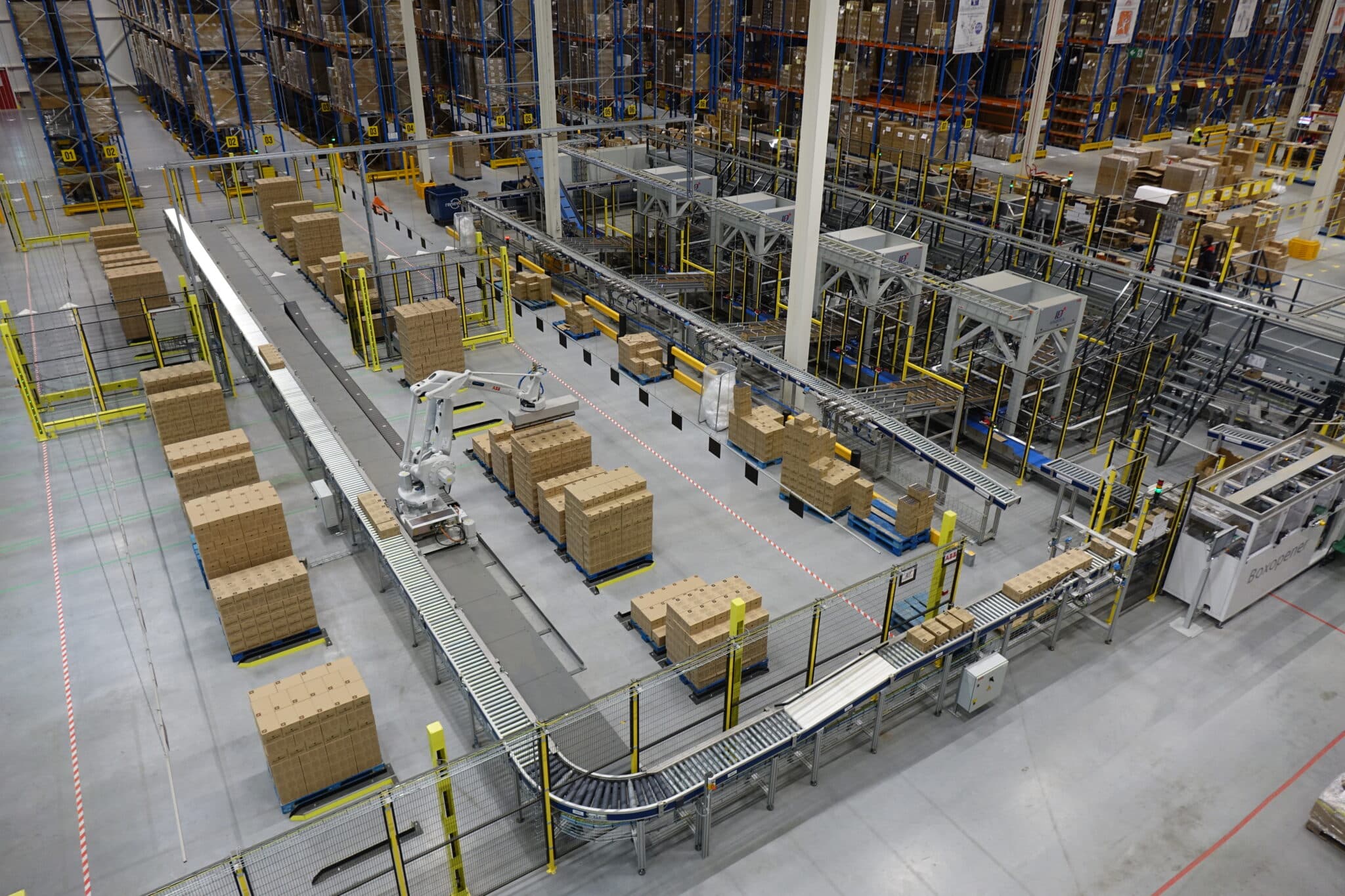 Internal transport systems? 1 partner: Easy Systems – a BOA Concept company